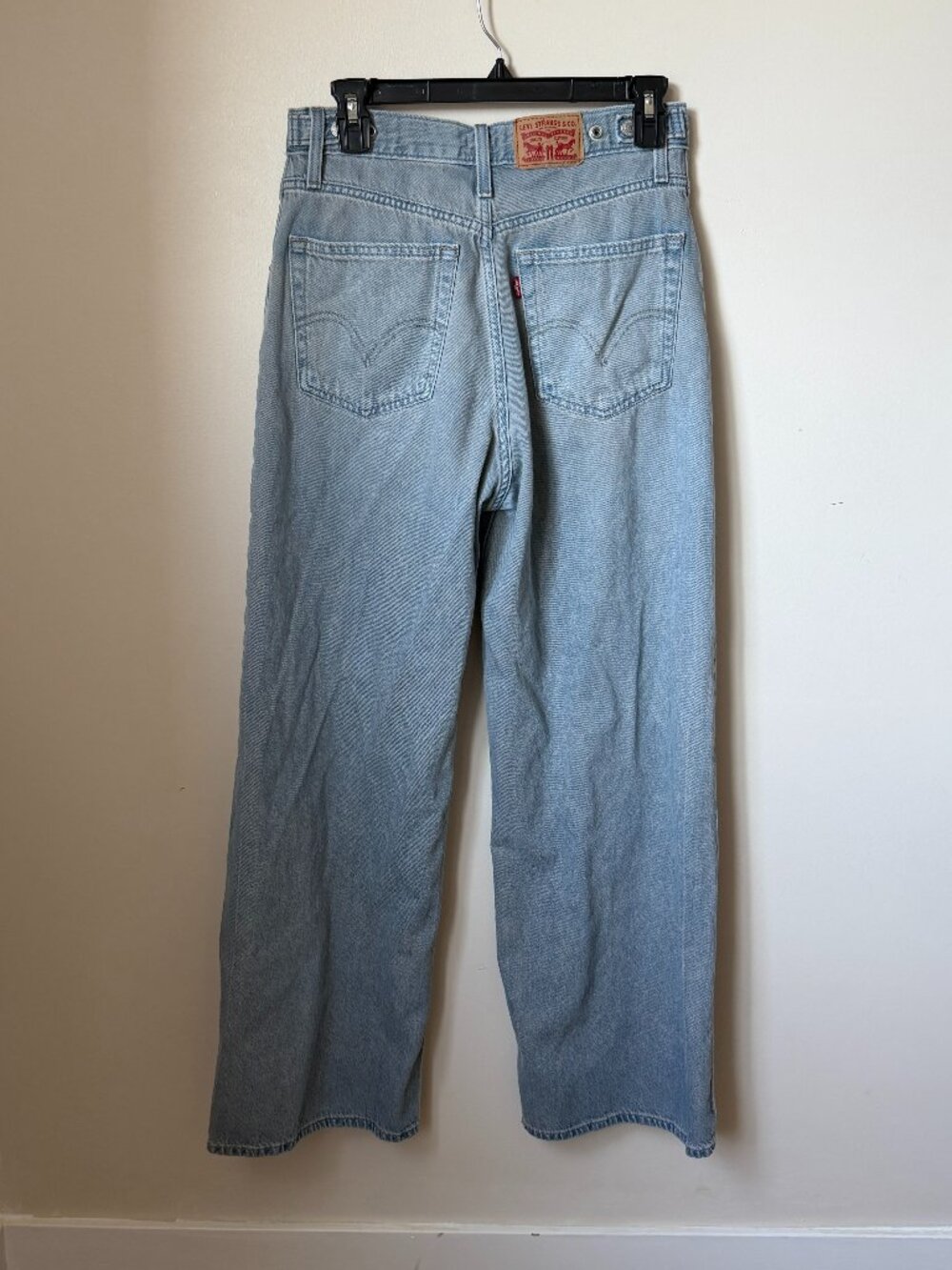 Vintage Levis Wide Leg Jeans | Light Wash Cinch Waist Denim | Size 27 | 90s - Picture 3 of 6